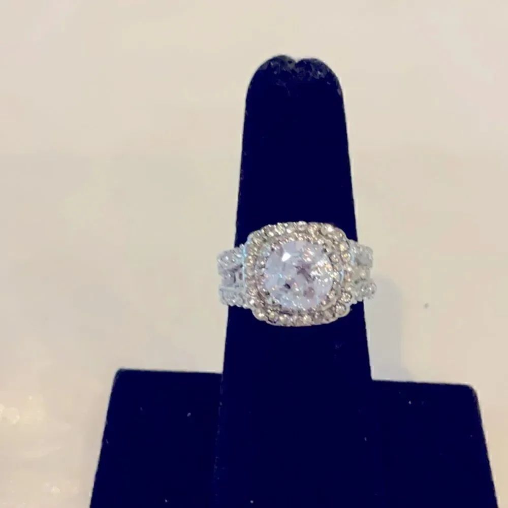 Gorgeous Sterling Ring